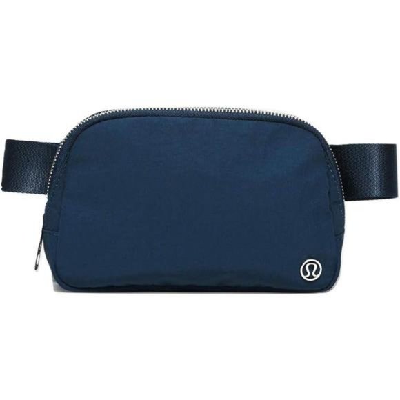 New Womens Lululemon Everywhere Belt Bag 1L (True Navy) Fannypack Fanny pak‎ - Picture 3 of 6